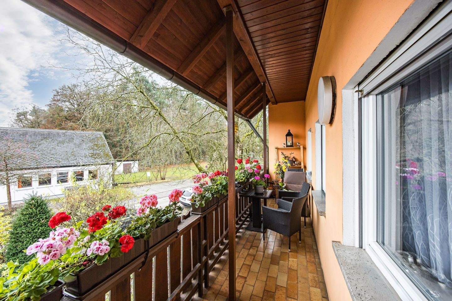 Immobilie in Winkelhaid - Gepflegte Etagenwohnung mit Gartenanteil und Balkon in schöner Südausrichtung - Bild 1