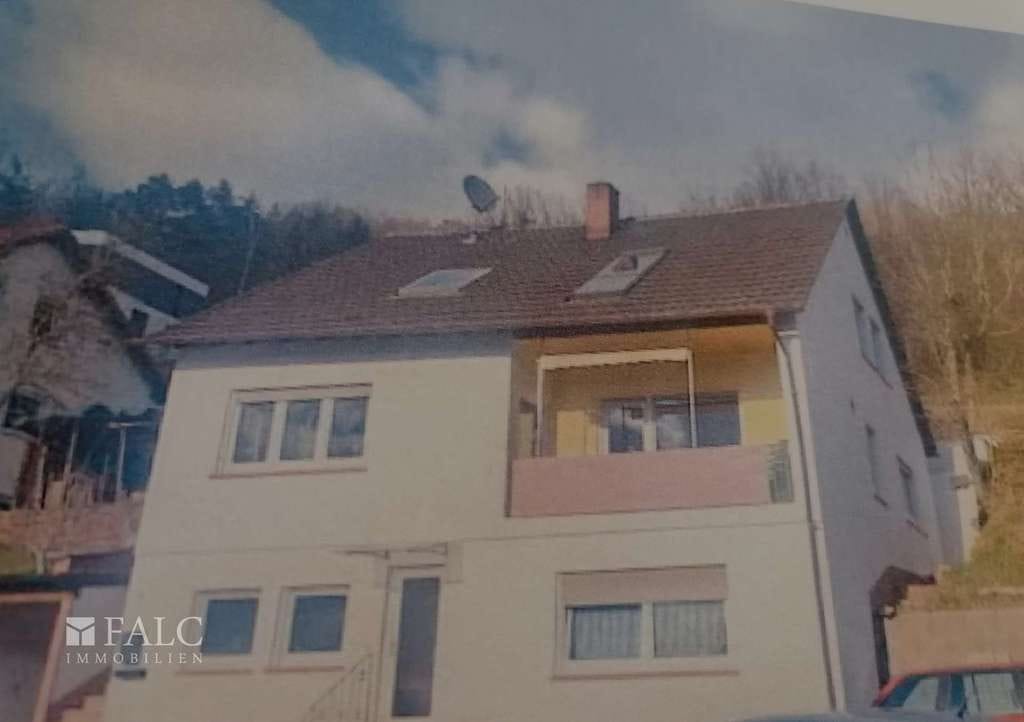 Immobilie in Eichenbühl - --Einfamilienhaus mit Einliegerwohnung mit super Fernsicht-- - Bild 3