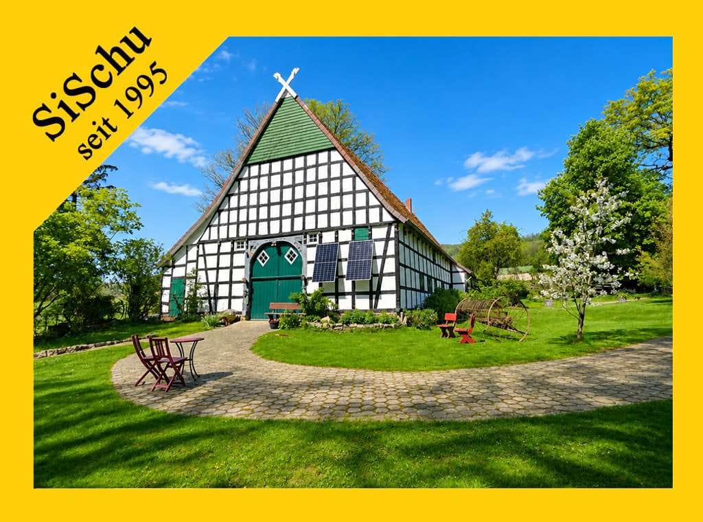 Immobilie in Hüllhorst - Ostwestfälisches Ständerhaus mit 17.700 m² Traumgrundstück - Bild 0
