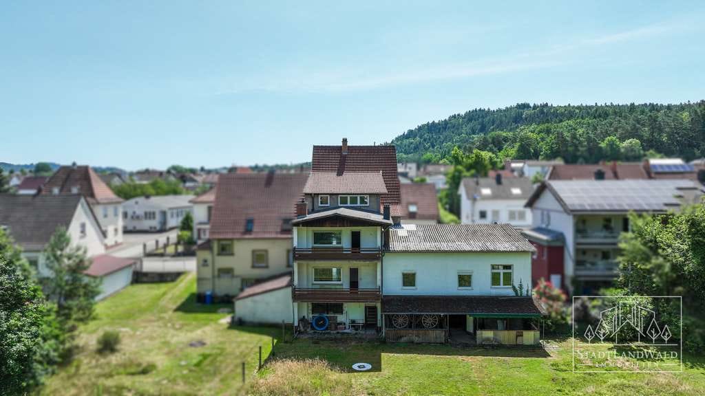 Immobilie in Münchweiler an der Rodalb - Platzwunder mit Werkstatt und Ausblick in Münchweiler – Einziehen, gestalten und wohlfühlen - Bild 2