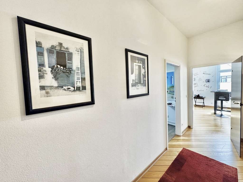Immobilie in Witzenhausen - Stilvolles Wohnambiente in historischer Wohnanlage!

Exklusive Eigentumswohnung *Witzenhausen-Stad - Bild 2