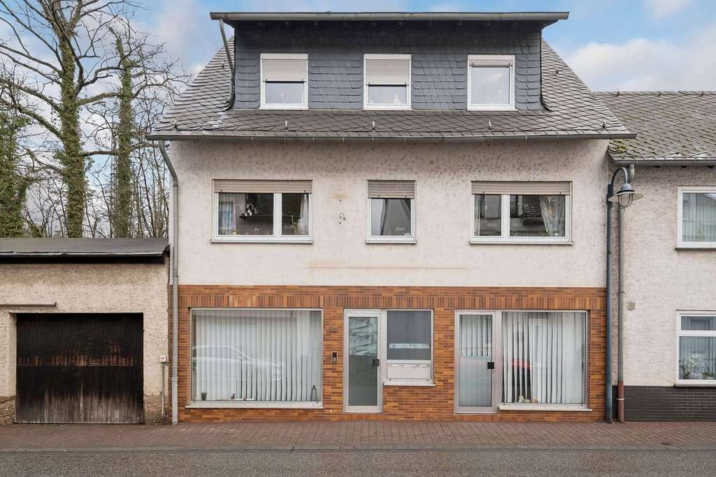Immobilie in Bullay - Mehrfamilienhaus mit Geschäftsräumen - Bild 0