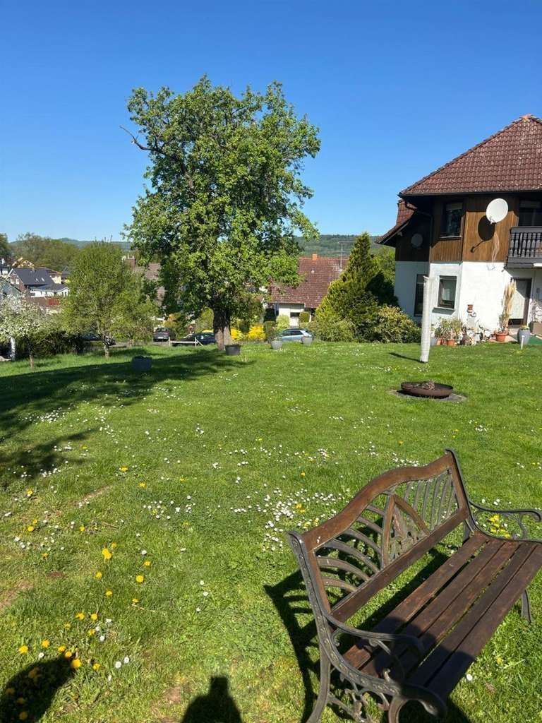 Immobilie in Steinau an der Straße - ***Nach WEG geteiltes 2FH auf eingewachsenem XL-Grundstück in herrlicher Lage** - Bild 1