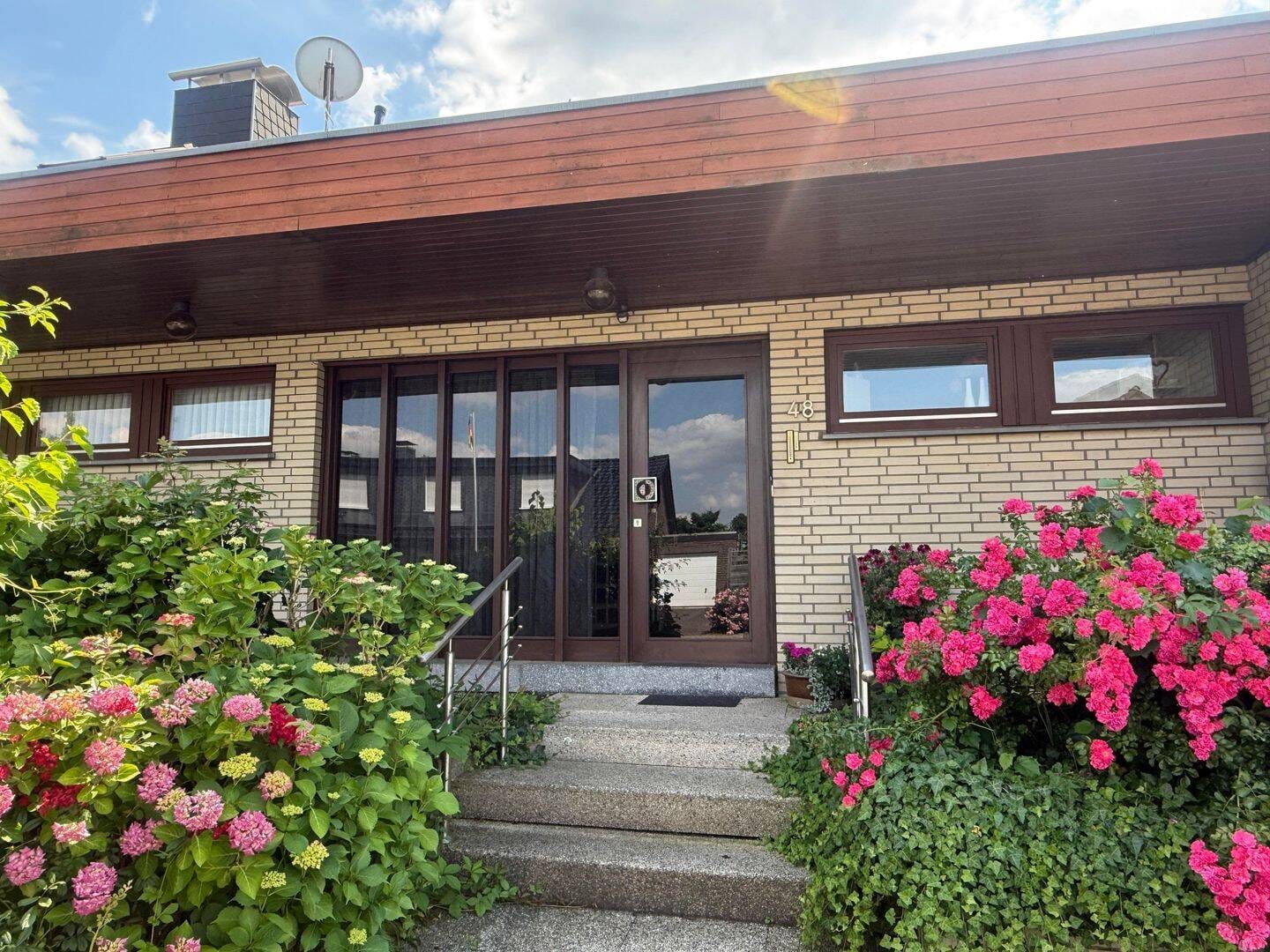 Immobilie in Wadersloh - Großzügiges Wohnen in ruhiger Lage - charmante Doppelhaushälfte - Bild 1