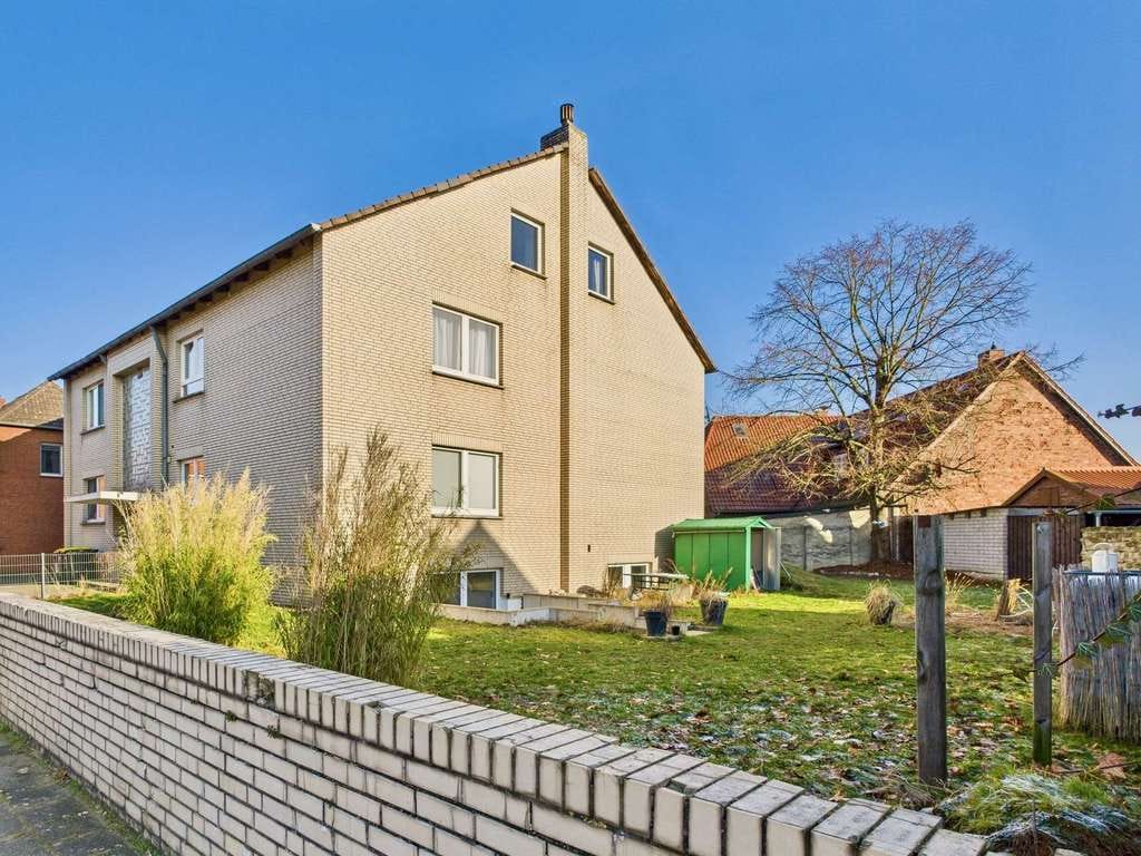 Immobilie in Lehrte - Kapitalanlage mit 6,5% Rendite - Pflegeleichtes 6-Parteienhaus mit Garage in Sievershausen - Bild 1