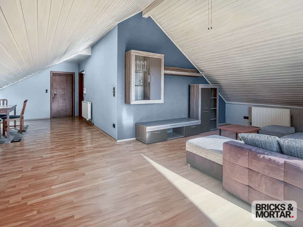 Immobilie in Konradsreuth - Großzügiges Einfamilienhaus mit Wintergarten und Doppelgarage - Bild 4