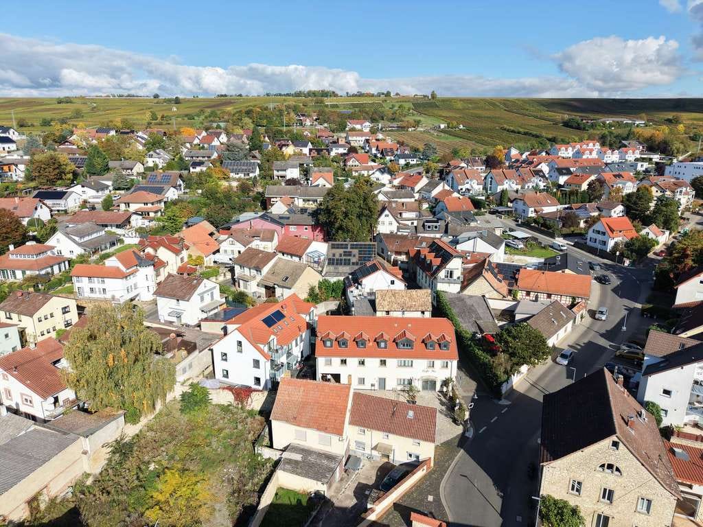 Immobilie in Stadecken-Elsheim - Selten! 2 Maisonette-Penthäuser & Vollgastronomie mit 8 Stellplätzen! - Bild 2