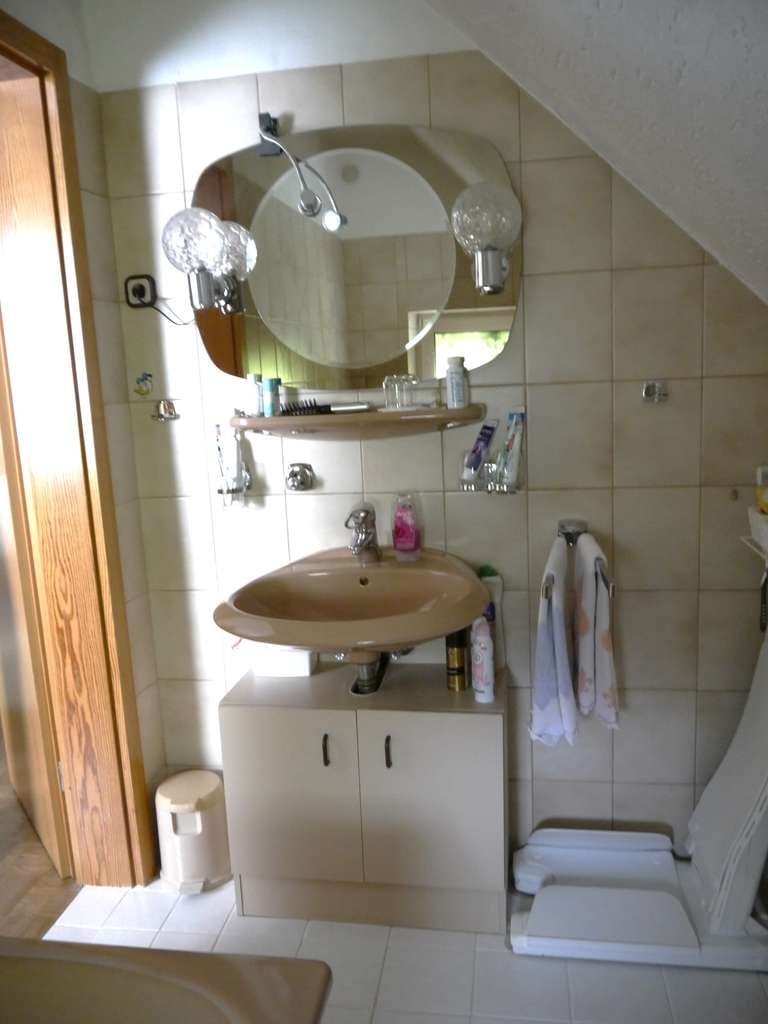 Immobilie in Marsberg - Gepflegtes Einfamilienhaus m. Garage - Bild 1