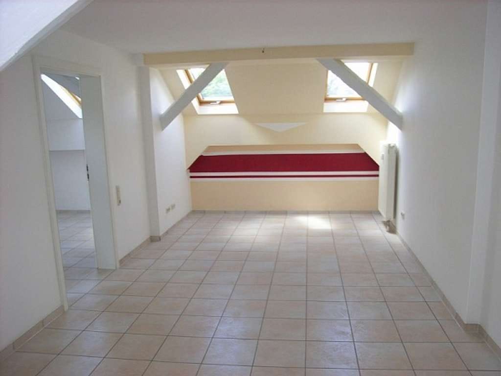 Immobilie in Heinsdorfergrund - Hübsche 2-Raum-Singlewohnung mit Lift  - Bild 2