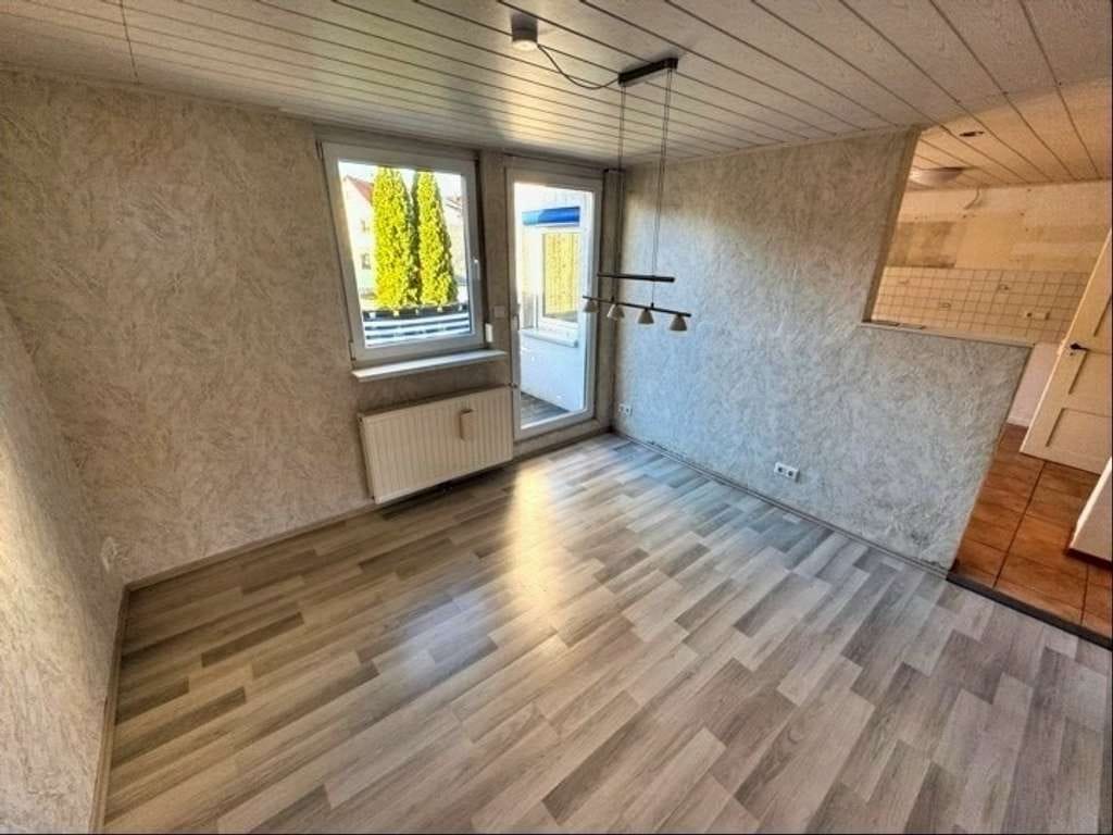 Immobilie in Kohlberg - 1-2-Familienhaus
mit
Ausbaupotential - Bild 2