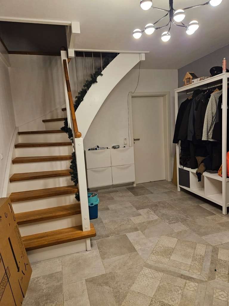 Immobilie in Bornhöved - RESTHOFTRAUM MIT 3 MODERNEN WOHNUNGEN, HALLE UND OFFENSTALL IN GRÜNER  ALLEINLAGE - Bild 4