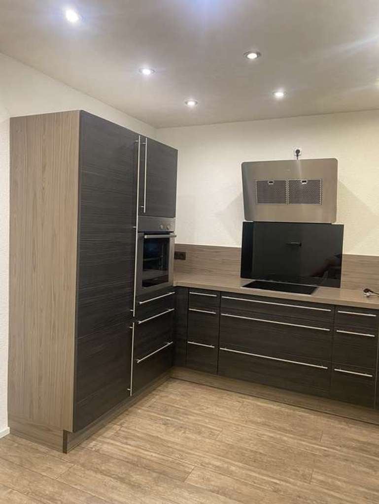 Immobilie in Pfedelbach - Ihr neues Zuhause: Komplett renovierte 3-Zimmer-Erdgeschosswgh. mit toller Terrasse in Windischenb. - Bild 2