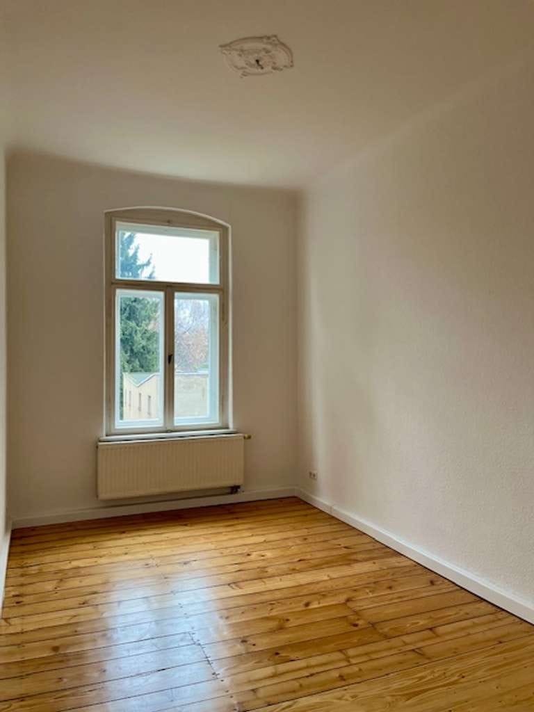 Immobilie in Bertsdorf-Hörnitz - Denkmalgeschütztes Jugendstil-Mehrfamilienhaus mit Ausbaureserve - Bild 3