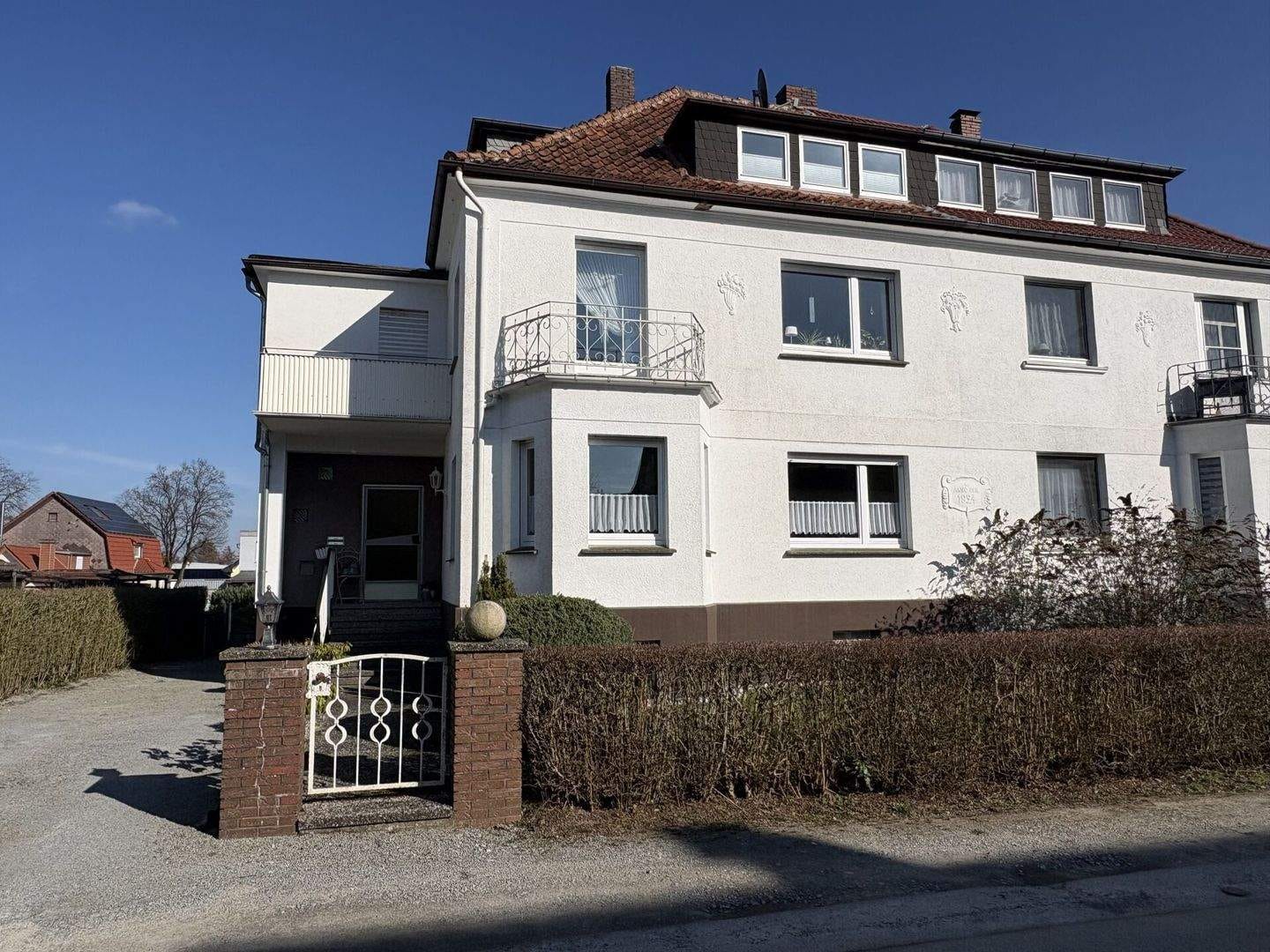 Immobilie in Horn-Bad Meinberg - Liebhaber des Handwerks aufgepasst! - Bild 2