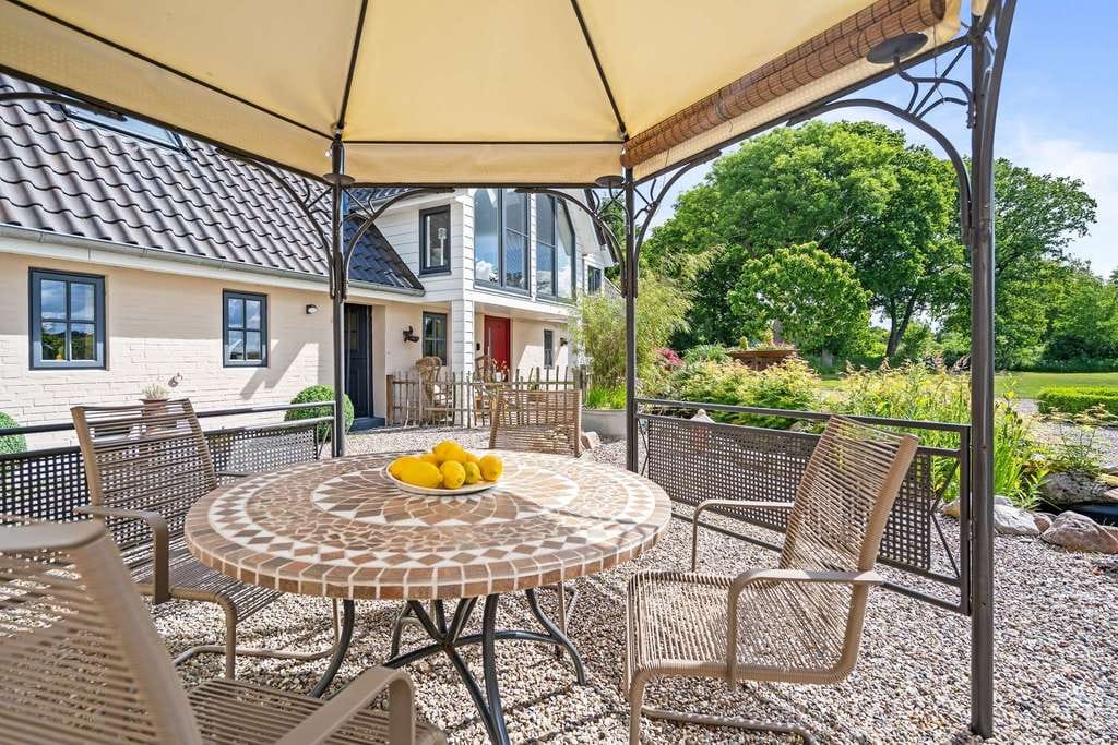 Immobilie in Hennstedt - Einzigartiger Resthof - Ländliche Idylle trifft modernen Lifestyle - Bild 2