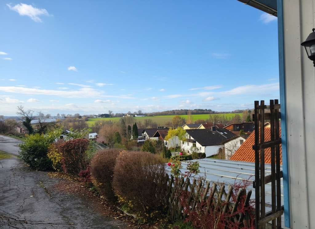 Immobilie in Eggenfelden - Einfamilienhaus mit schönem Ausblick - Bild 4