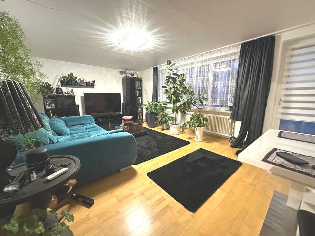 Immobilie in Putzbrunn - Wertbeständige Investition in Putzbrunn: Solide 3-Zimmer-Wohnung mit zuverlässigen Mieter - Bild 2