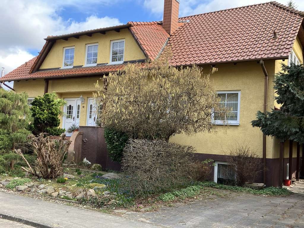 Immobilie in Boitzenburger Land - Großzügiges Zweifamilienhaus in ruhiger, grüner Randlage von Boitzenburg (UM) - Bild 0