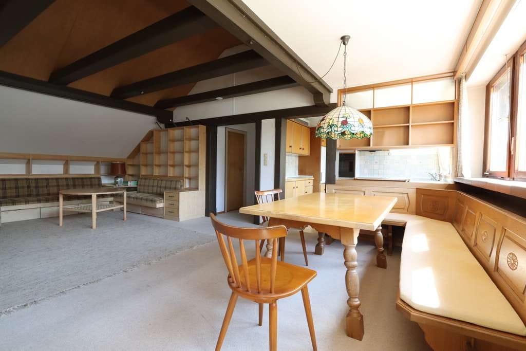 Immobilie in Apfeldorf - Traumanwesen - vielseitig nutzbar!
Ehemalige Schreinerei mit Wohnung 
und ausbaufähigem Loft - Bild 4