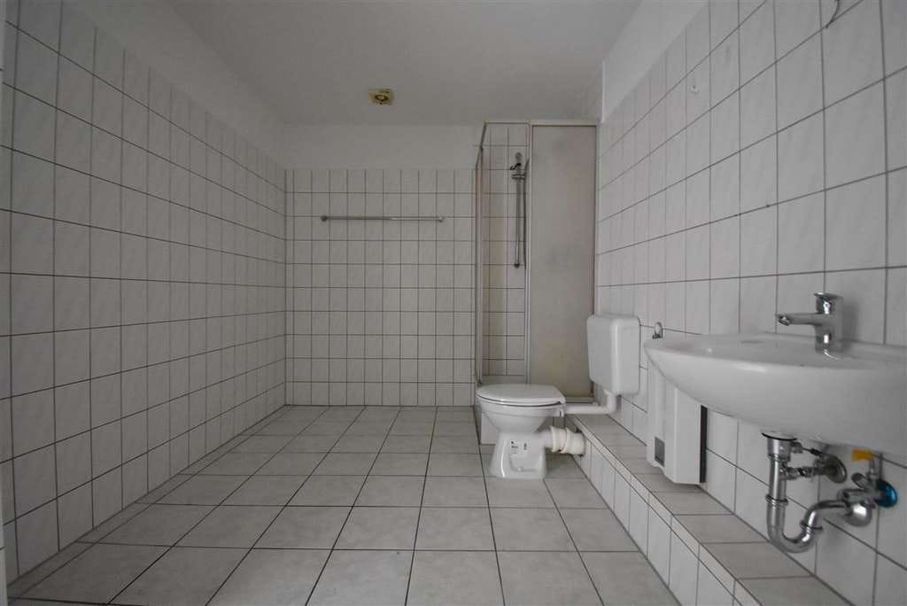 Immobilie in Voerde (Niederrhein) - Provisionsfrei! Geräumiges Apartment in Voerde zu verkaufen - Bild 2