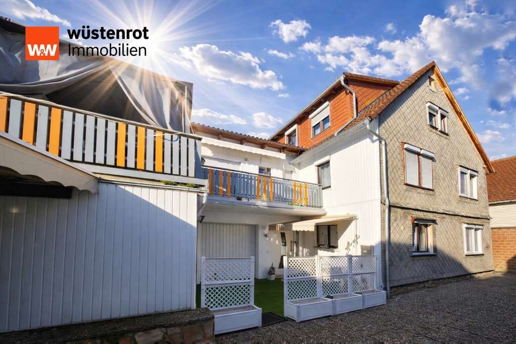 Immobilie in Gelnhausen - Röther Häuschen mit Klasse & Niveau! 8-ZKB Stadthaus, ca. 214 m² WFL Garage, Wintergarten und EBK! - Bild 0