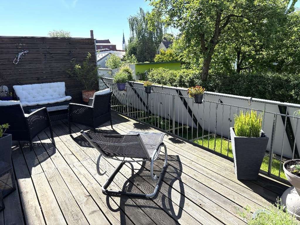 Immobilie in Nandlstadt - Für Anleger oder Selbstnutzer ! Großzügige, moderne Doppelhaushälfte mit Garage - Bild 0