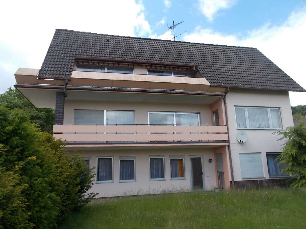Immobilie in Ortenberg - Drei Wohnungen mit Fernblick in Ortenberg - Bild 2