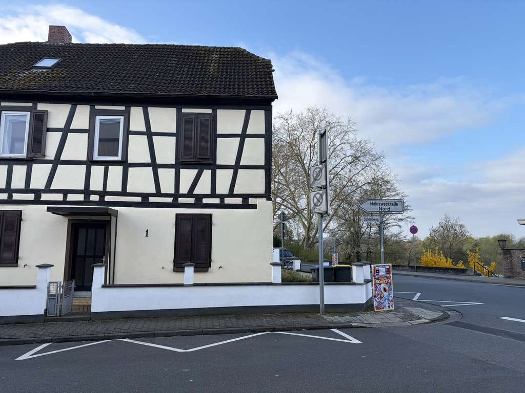 Immobilie in Kelsterbach - Mehrfamilienhaus auf Eckgrundstück direkt am Main/Bestlage  - Bild 2