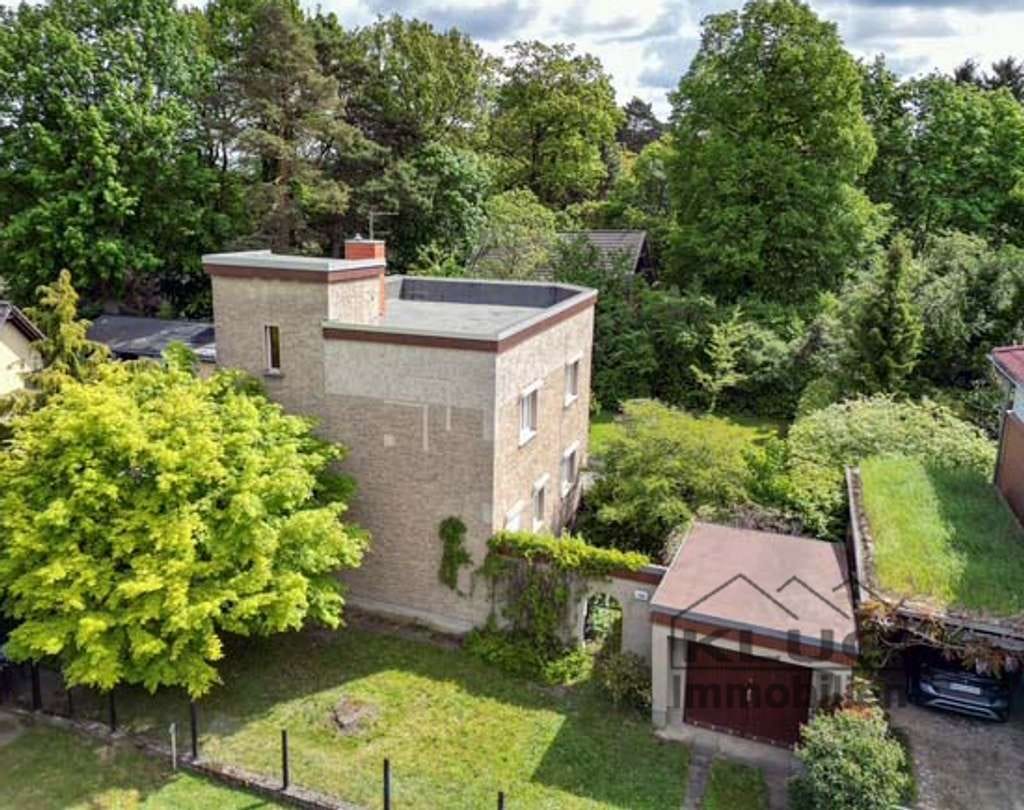 Immobilie in Hohen Neuendorf - Hohen Neuendorf! Einfamilienhaus mit gefragten Attributen der klassischen Bauhaus-Architektur - Bild 1