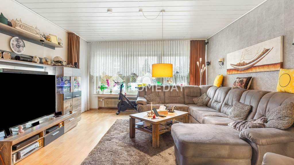 Immobilie in Ladbergen - Wohnen und Vermieten kombinieren: Drei-Parteien-Haus mit Garten, PV-Anlage & stabilen Mieteinnahmen - Bild 3