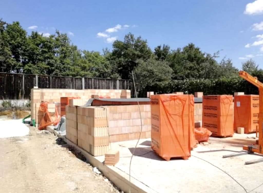 Immobilie in Parkstetten - Aktionshaus mit Erker „Parkstetten“ - EFH/ZFH-Neubauprojekt (massiv Ziegel - fast schlüsselfertig) - Bild 3