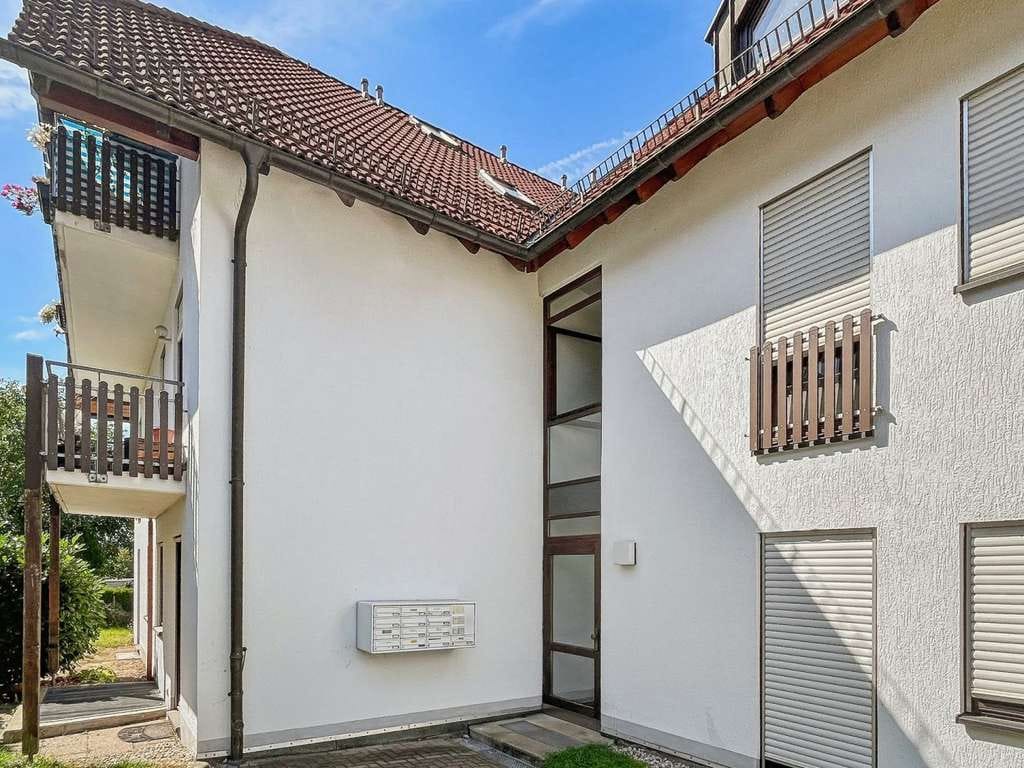 Immobilie in Wachau - Idyllisch wohnen vor den Toren Dresdens – helle DG-Wohnung mit Galerie - Bild 1