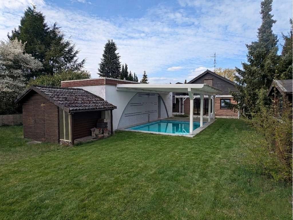 Immobilie in Höhbeck - Naturnahes Einfamilienhaus mit Garten, Pool, Nebengebäude und ausgebautem Dachgeschoss - Bild 0