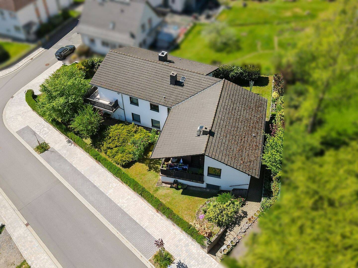 Immobilie in Bad König - Mehr-Familien-Haus mit 4 Wohnungen in Bad König: tolle Lage und vielfältigsten Nutzungsmöglichkeiten - Bild 3