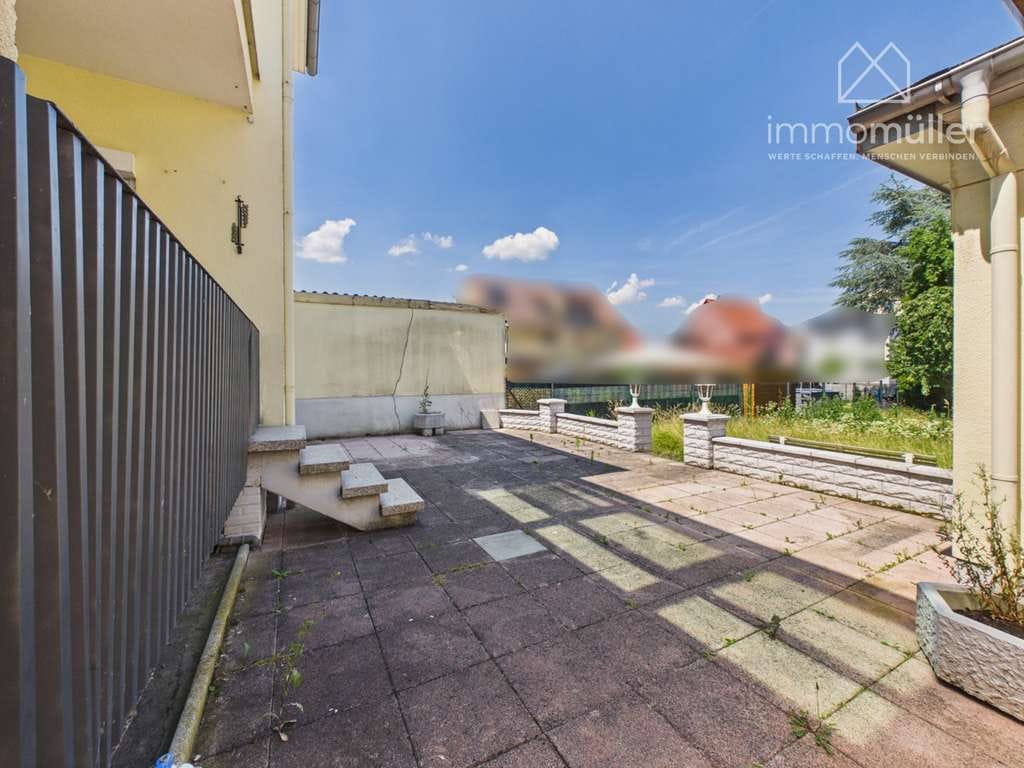 Immobilie in Heddesheim - Seltenheit: Wohnhaus mit 2 Einliegerwohnungen, Garten & Garage in Heddesheim - Bild 4