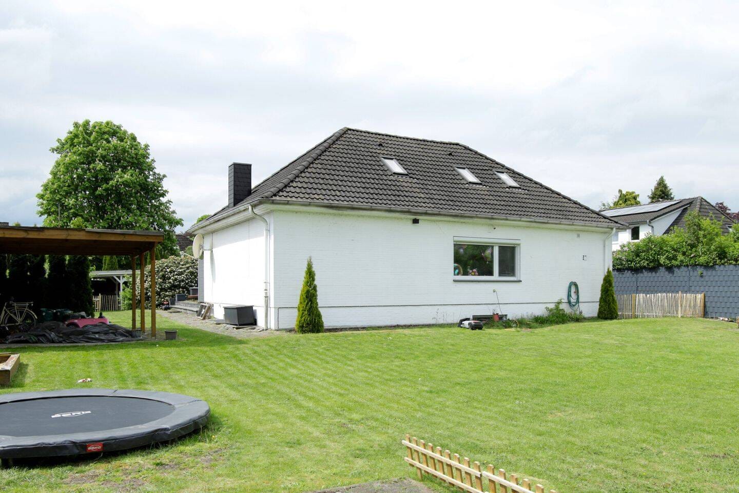 Immobilie in Grasberg - Bungalow in schöner Lage mit Vollkeller und ausgebautem Dachboden - vermietet - Bild 2