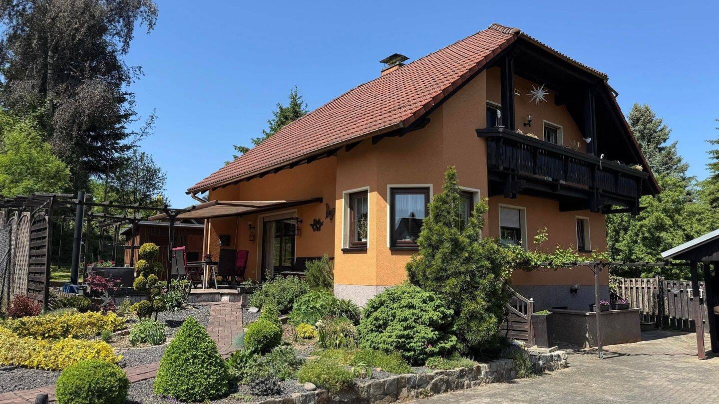 Immobilie in Cunewalde - Blickfang mit Wohlfühlgarantie - Bild 2