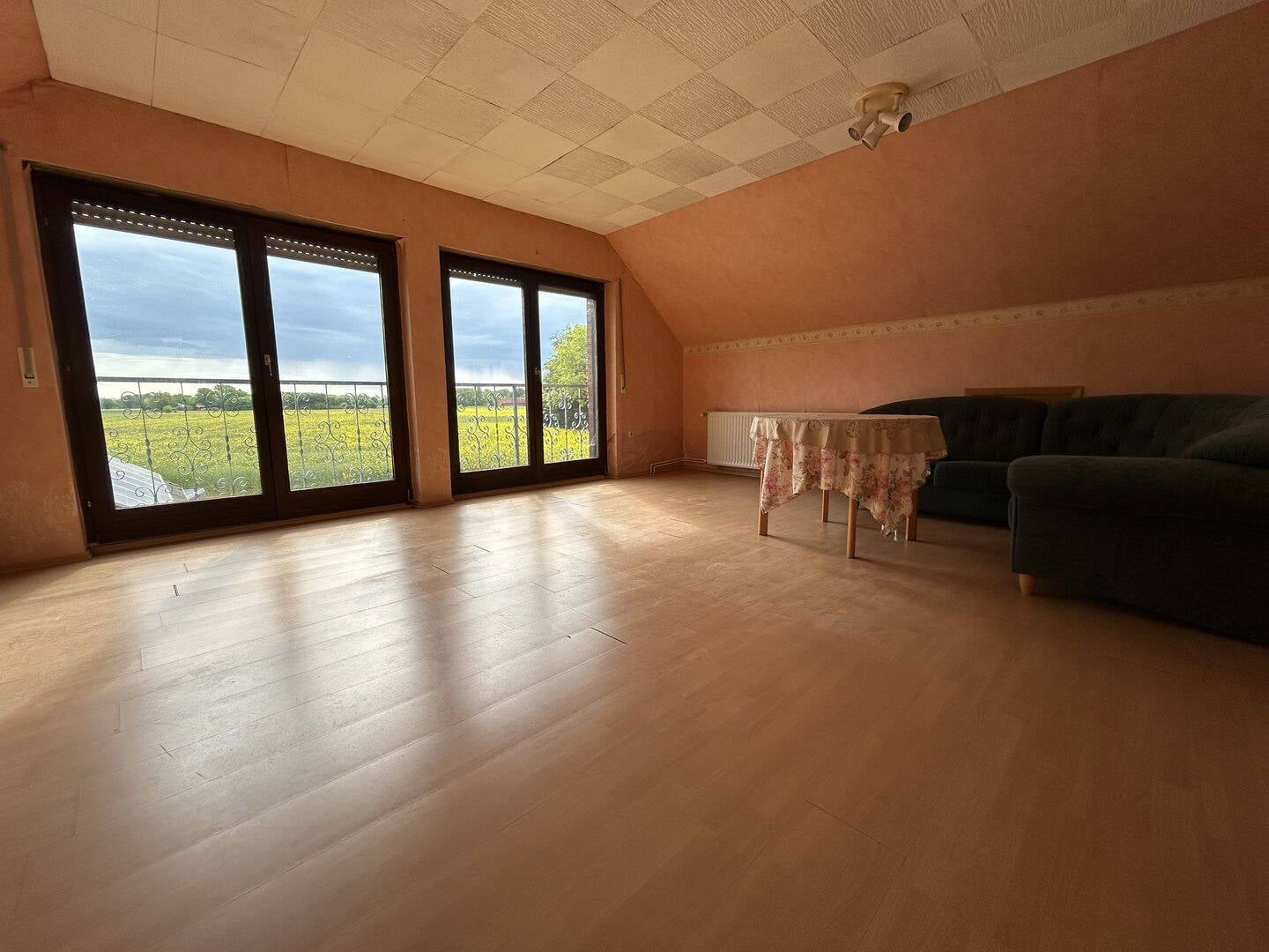 Immobilie in Stolzenau - Großzügiges Ein- Zweifamilienhaus - Bild 4