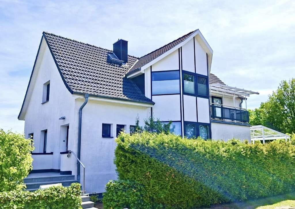Immobilie in Brunsbek - Modernisiertes Einfamilienhaus in ruhiger Lage mit großem Garten - Bild 0