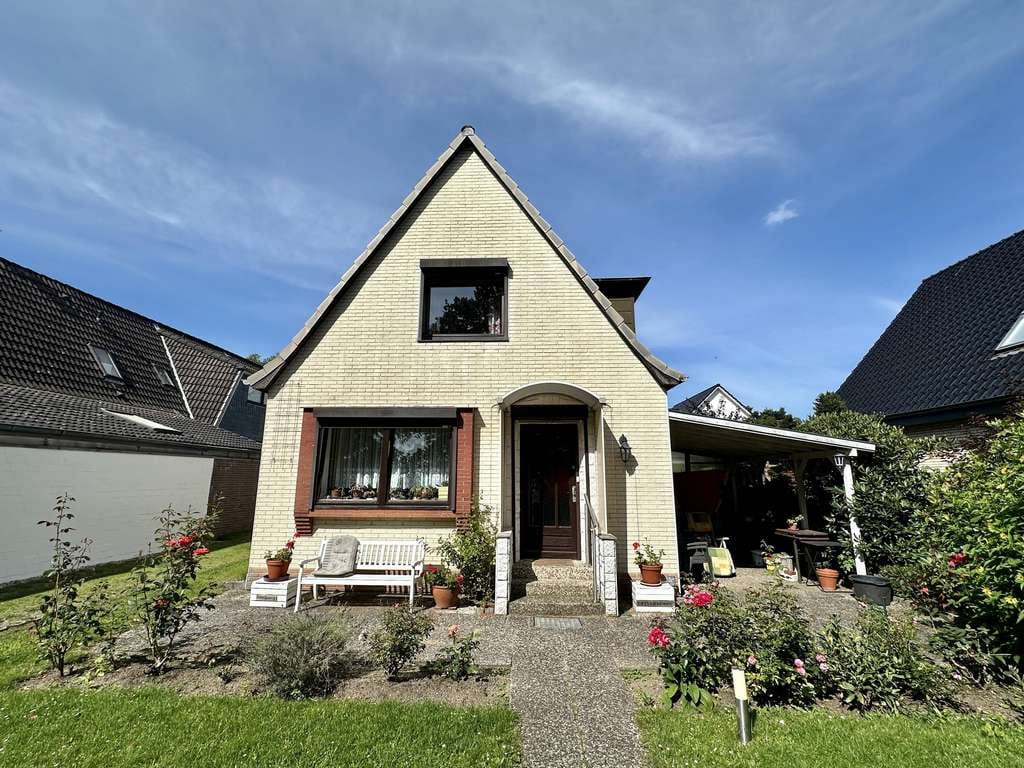 Immobilie in Norderstedt - Charmantes Einfamilienhaus mit Einliegerbereich in ruhiger Lage von Norderstedt - Bild 0