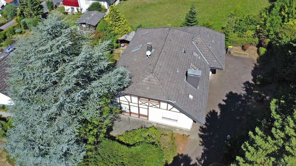 Immobilie in Tann - Ein Zuhause voller Möglichkeiten - entdecken Sie Ihr neues Traumhaus im idyllischen Tann! - Bild 4