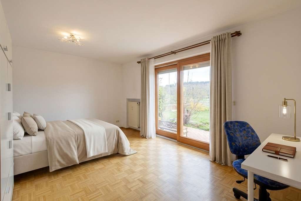 Immobilie in Reichertshausen - Charmantes Einfamilienhaus unverbaubarem Blick in die Natur in Steinkirchen! - Bild 3