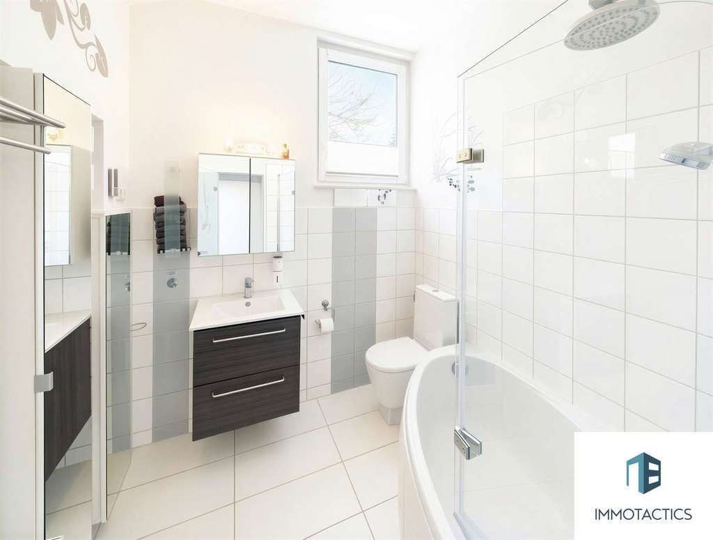 Immobilie in Nieder-Olm - Moderne 2 Zimmer Wohnung mit unverbaubarem Ausblick, Einbauküche und Stellplatz in Nieder-Olm - Bild 1