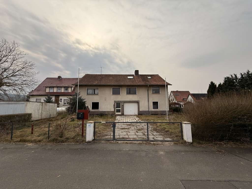 Immobilie in Wanfried - 1-2 Familienhaus mit viel Potenzial für Ihre Wohnträume + Garten und Schuppen - Bild 3