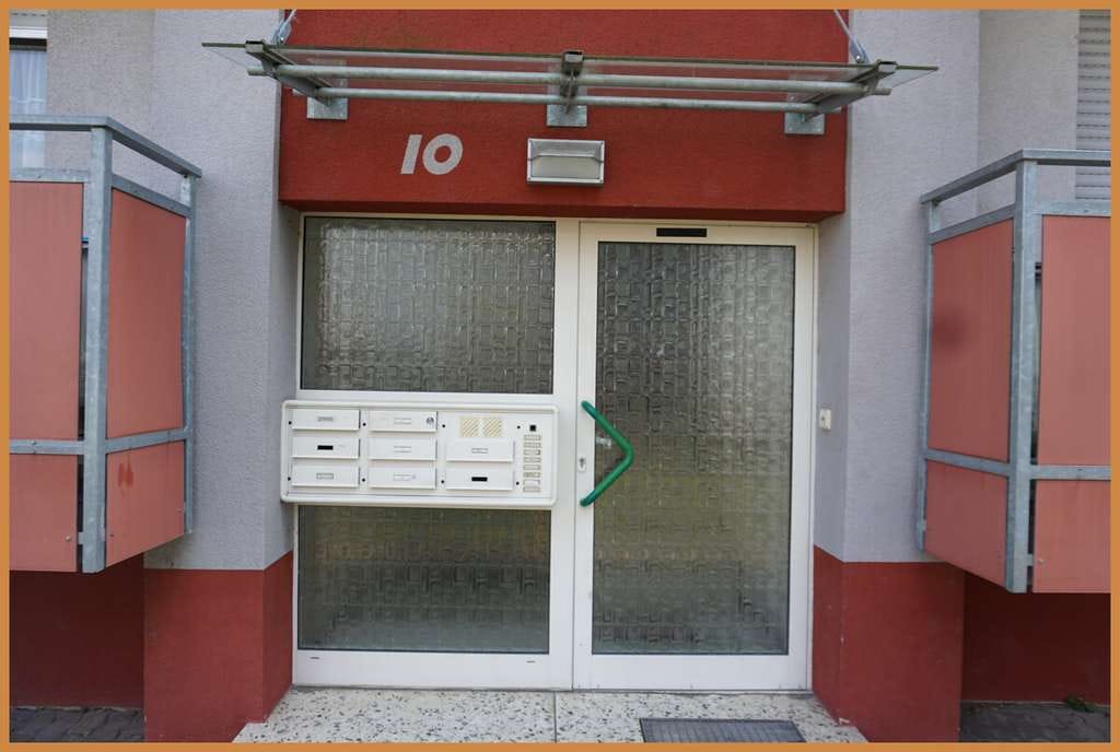 Immobilie in Gengenbach - Ihre Kapitalanlage: 4-Zimmer-Dachgeschosswohnung mit Garage und Stellplatz in guter Lage! - Bild 4