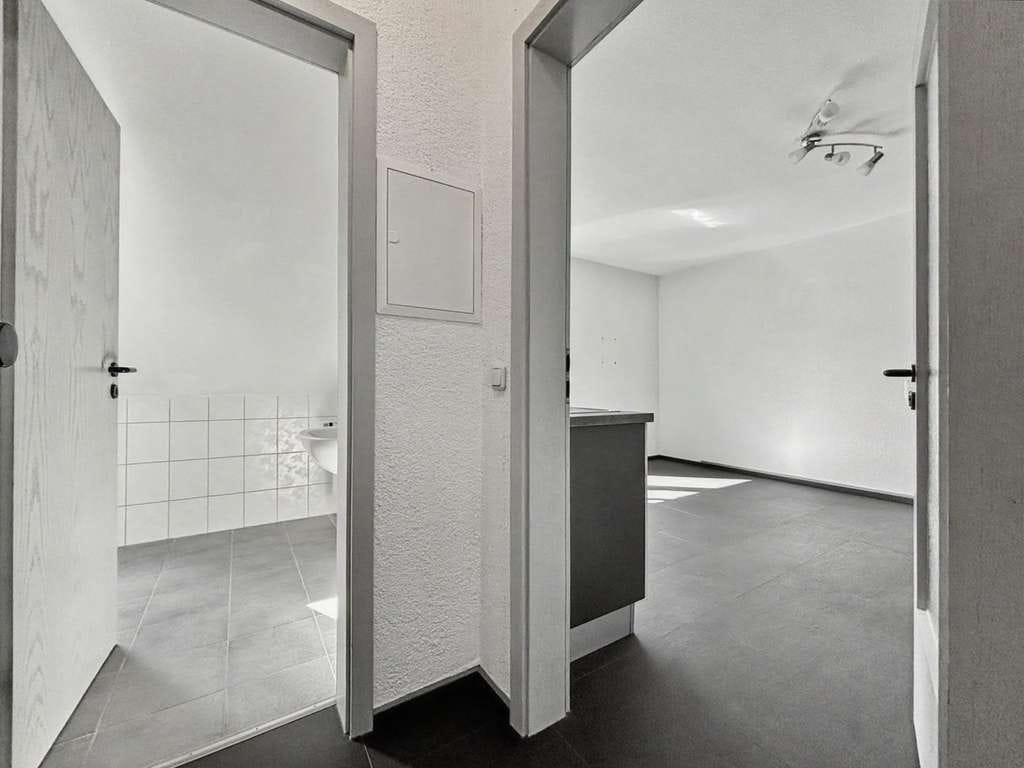 Immobilie in Grebenhain - Ilbeshausen: Eigennutzer oder Anleger - In dieser 2 Zimmer Wohnung findet jeder sein Glück - Bild 2