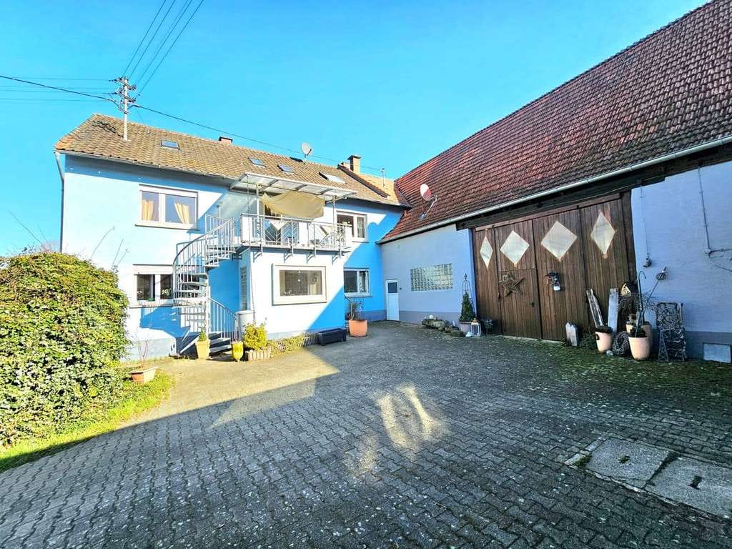 Immobilie in Niederkirchen - Großes Anwesen in Niederkirchen zu verkaufen - Bild 1