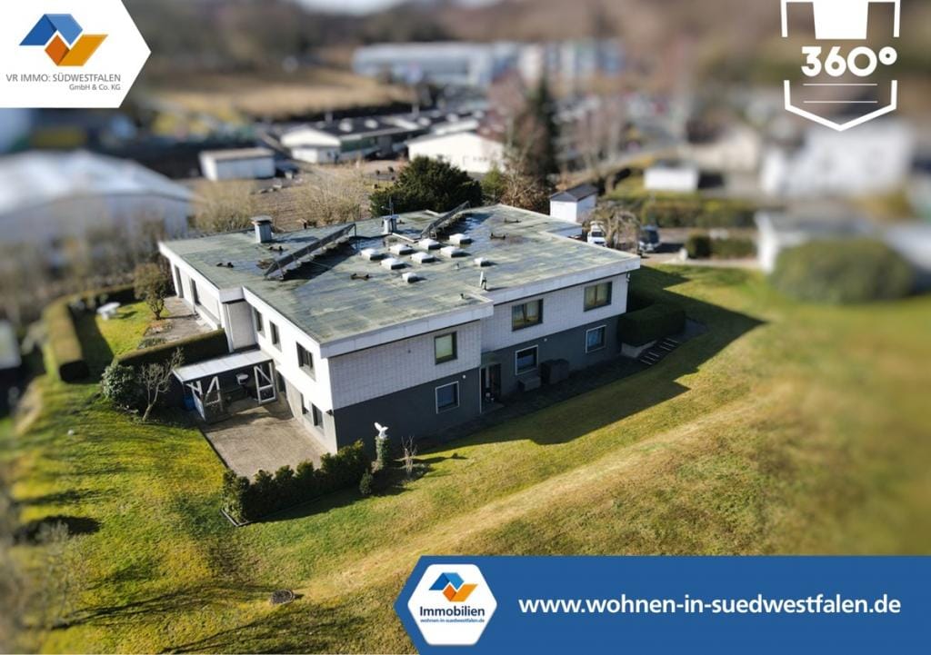 Immobilie in Herscheid - VR IMMO: Luxuriöses 3-Familienhaus mit Innenpool. Ihr Traumdomizil wartet. - Bild 0