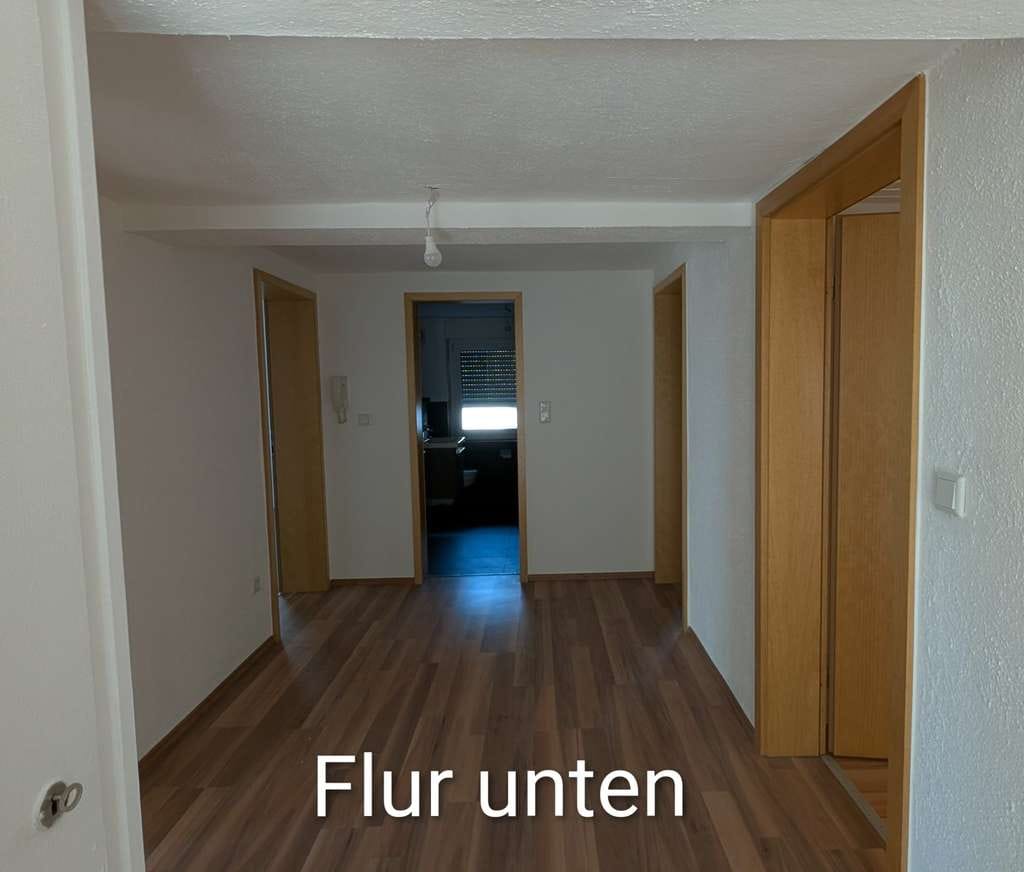 Immobilie in Schöllkrippen - Wohnen mit Charakter: Großzügiges Einfamilienhaus in Schöllkrippen - Bild 4
