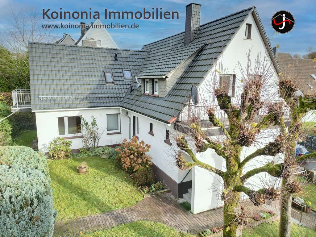 Immobilie in Kierspe - Zweifamilienhaus in Kierspe zentrale und ruhige Lage - Bild 0